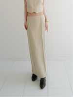 raw hem slim long skirt