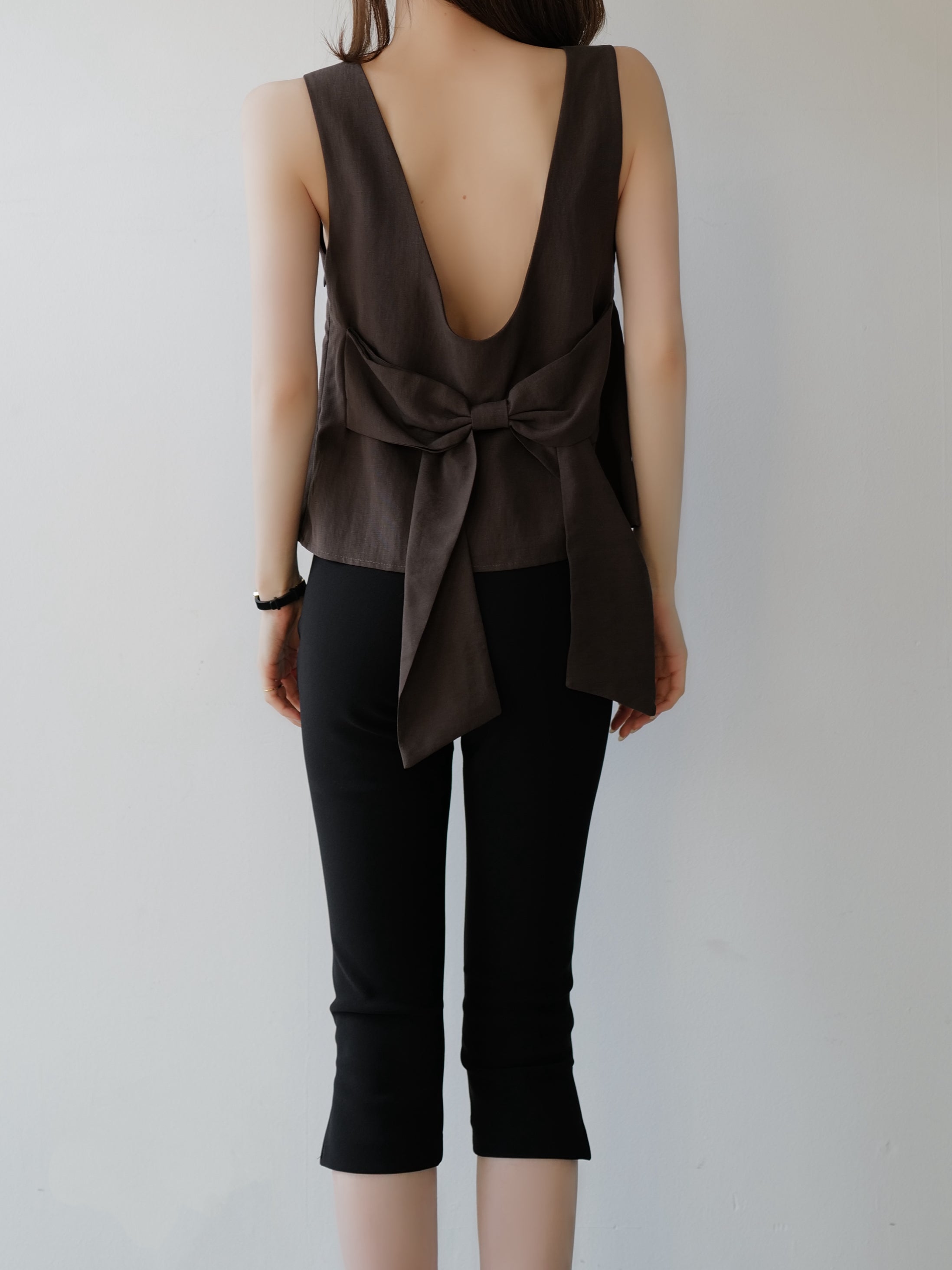 back ribbon linen blouse