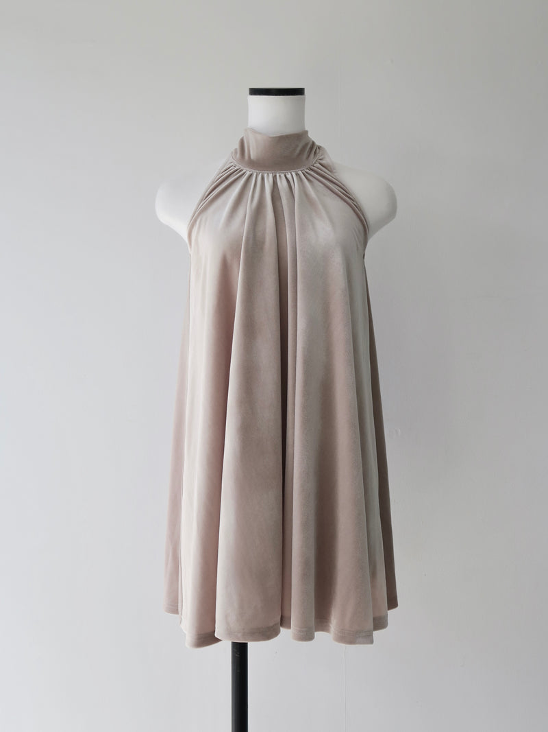 velour back open tie blouse