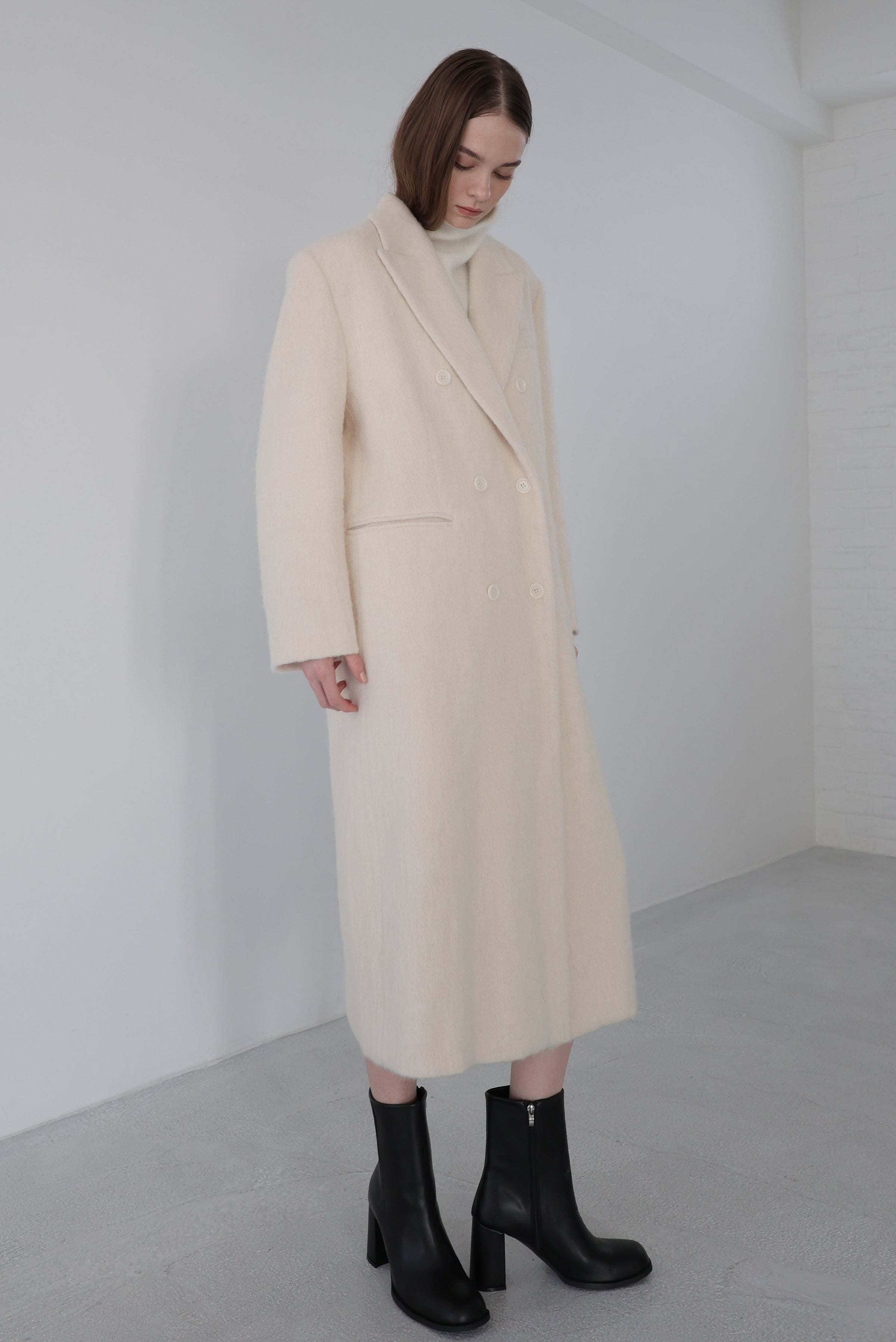 alpaca hairy long coat