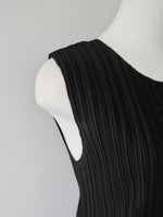 bellows sleeveless dress