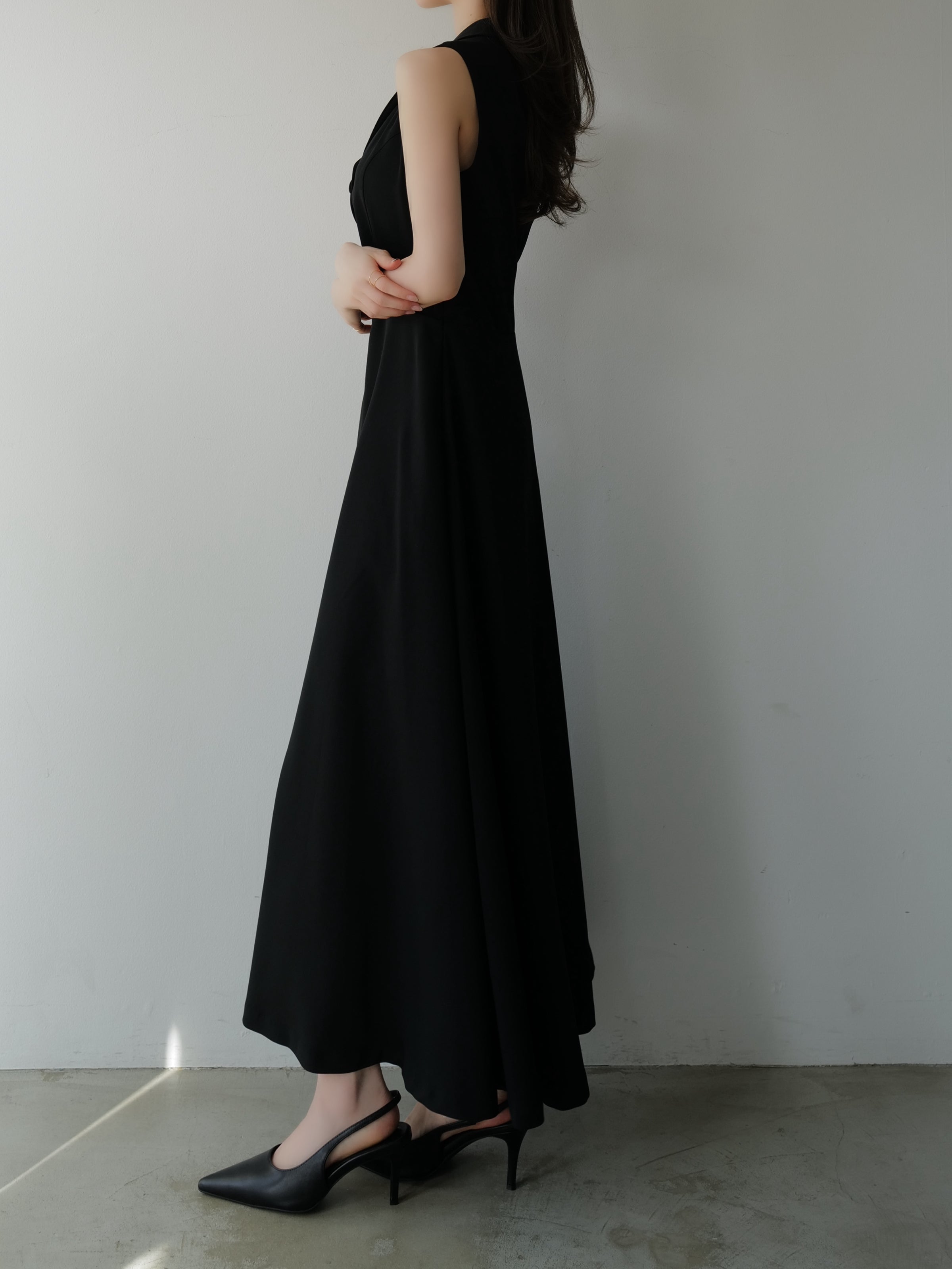 shawl collar sleeveless dress