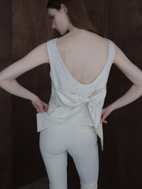 back ribbon linen blouse