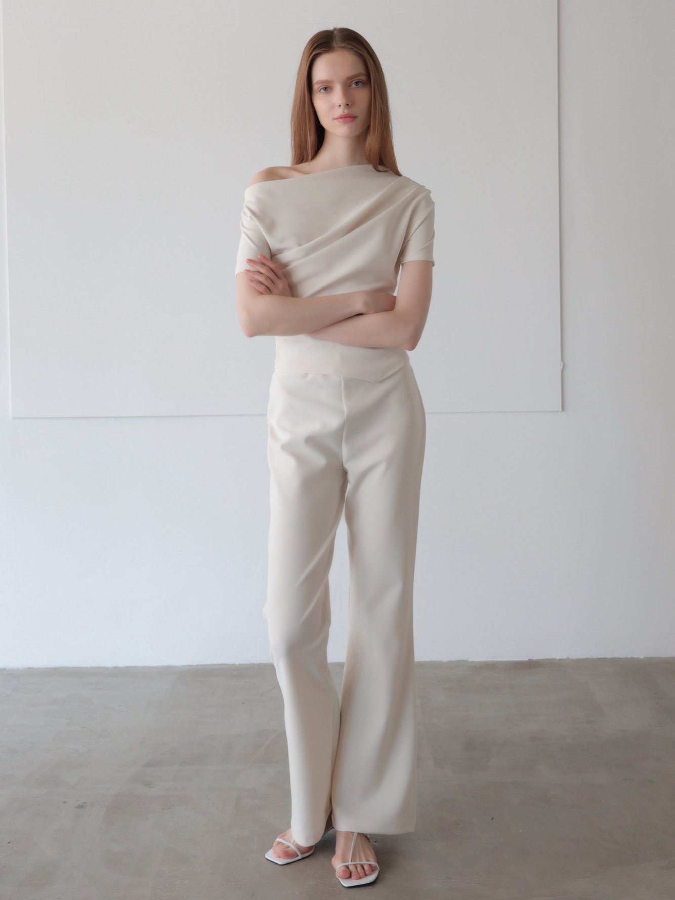 airy drape silhouette set-up (POP UP)