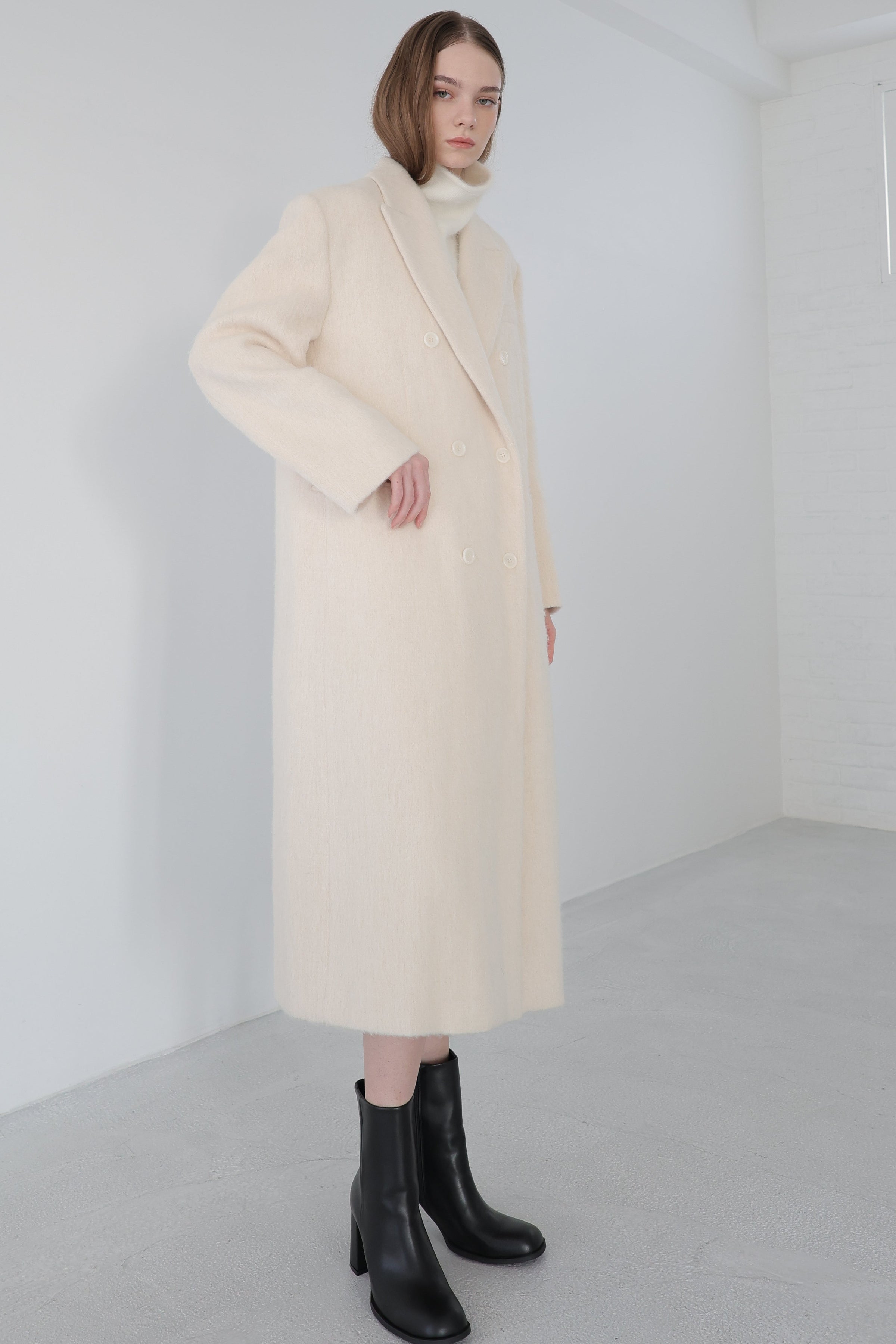 alpaca hairy long coat