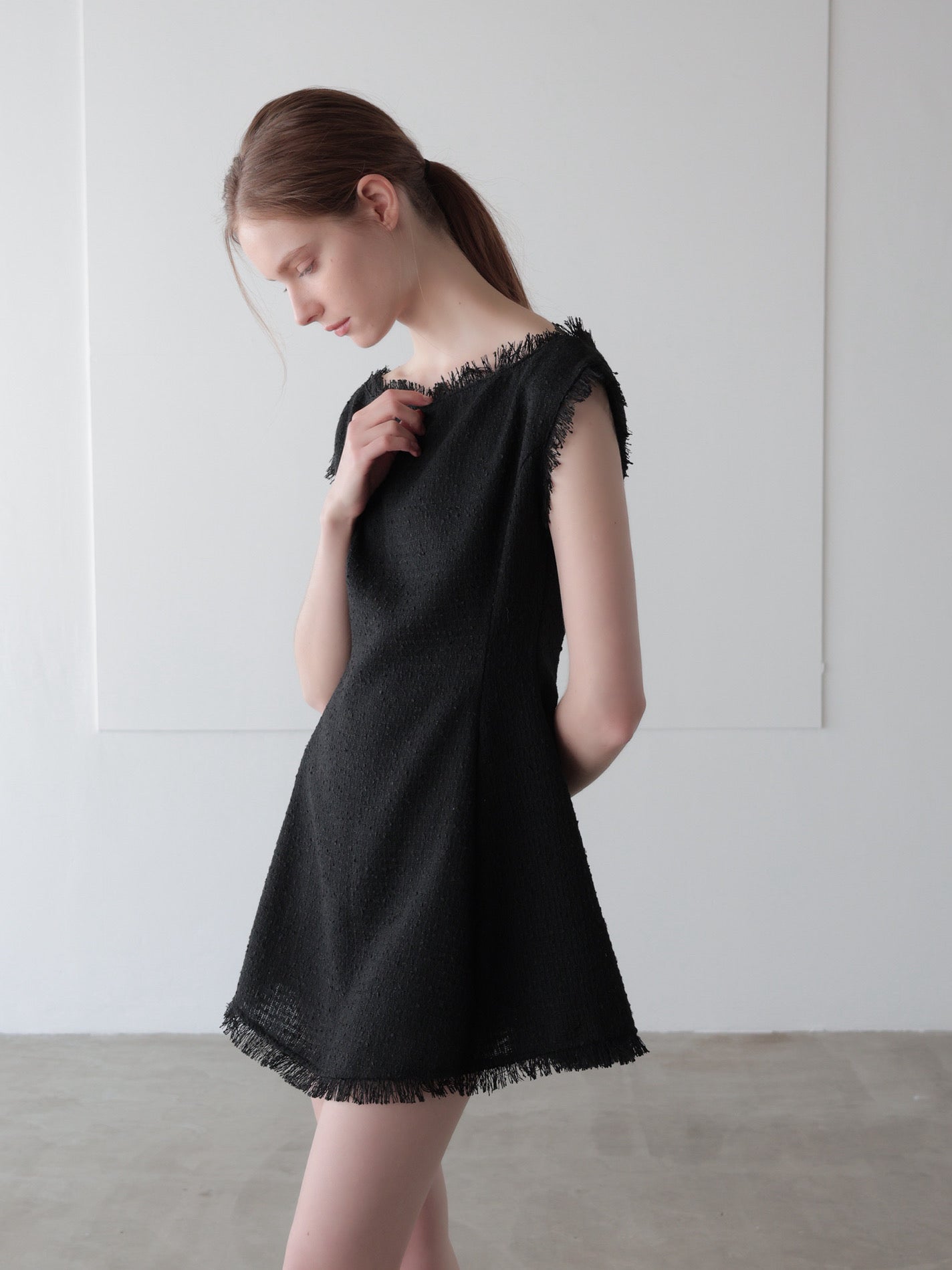 boat neck tweed mini dress (POP UP)