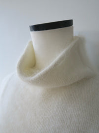 angora turtle sleeve-less knit