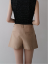 tucked mini pants