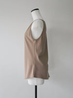 long tie flare top