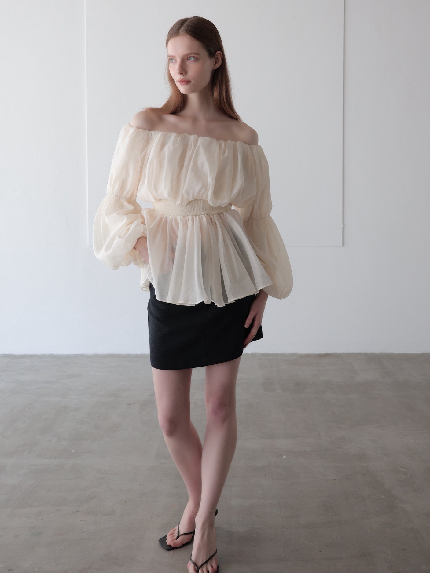 shirring off-shoulder blouse