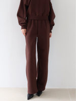 loose sweat pants