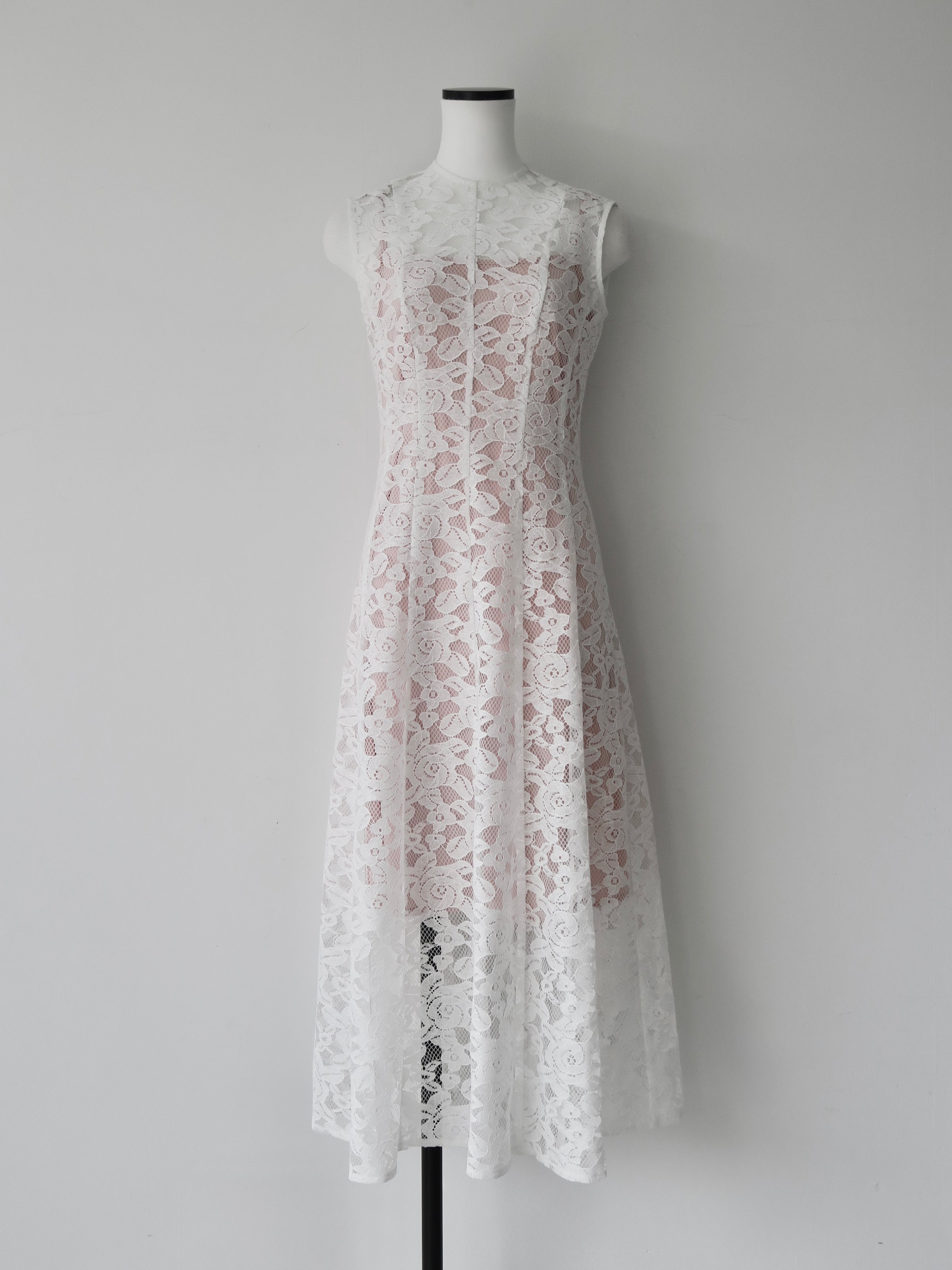 classic lace long dress
