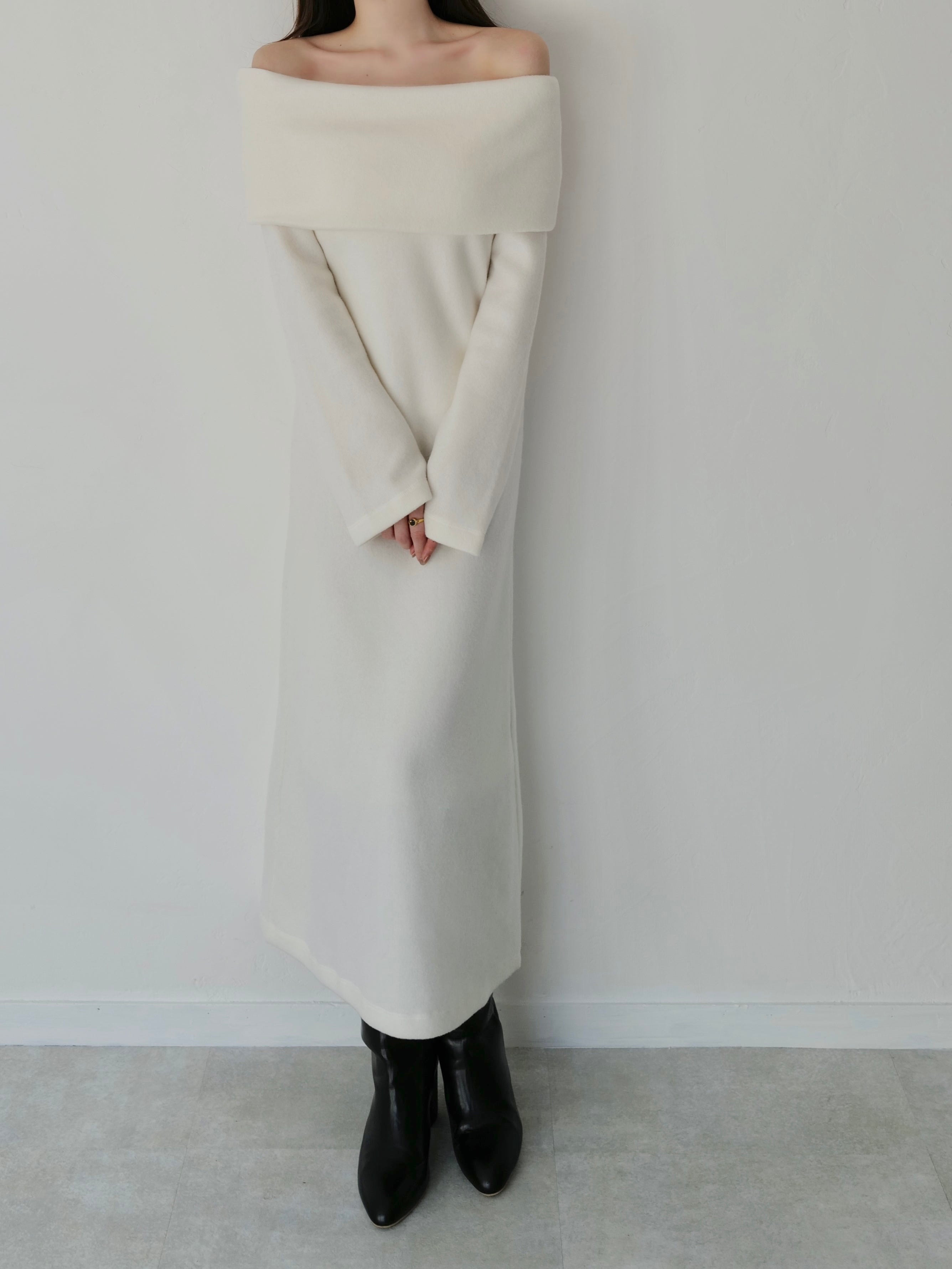 off shoulder soft knit dress – célon