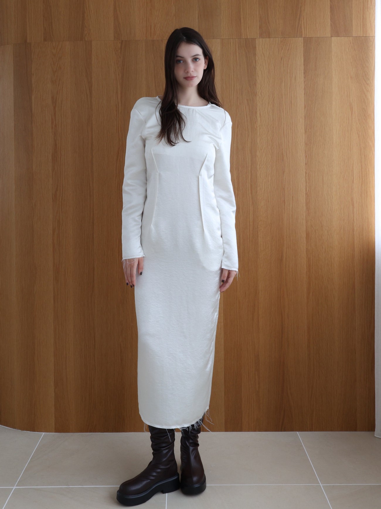 【新品未使用】maison celon ワンピース ドレス ホワイト お気に入りのワンピースで @maison.celon お気に入りのご飯屋さん