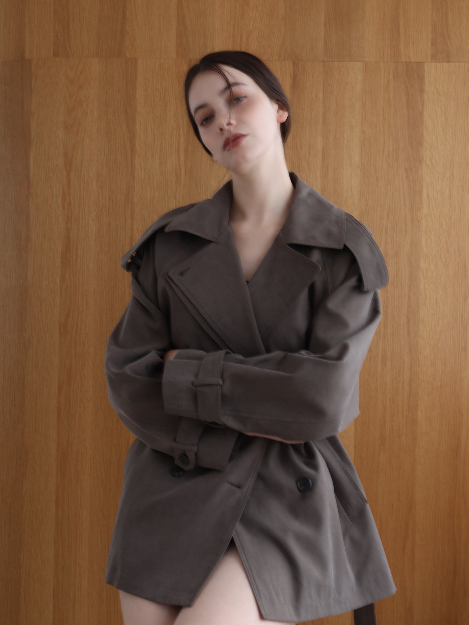 moca classic short trench coat