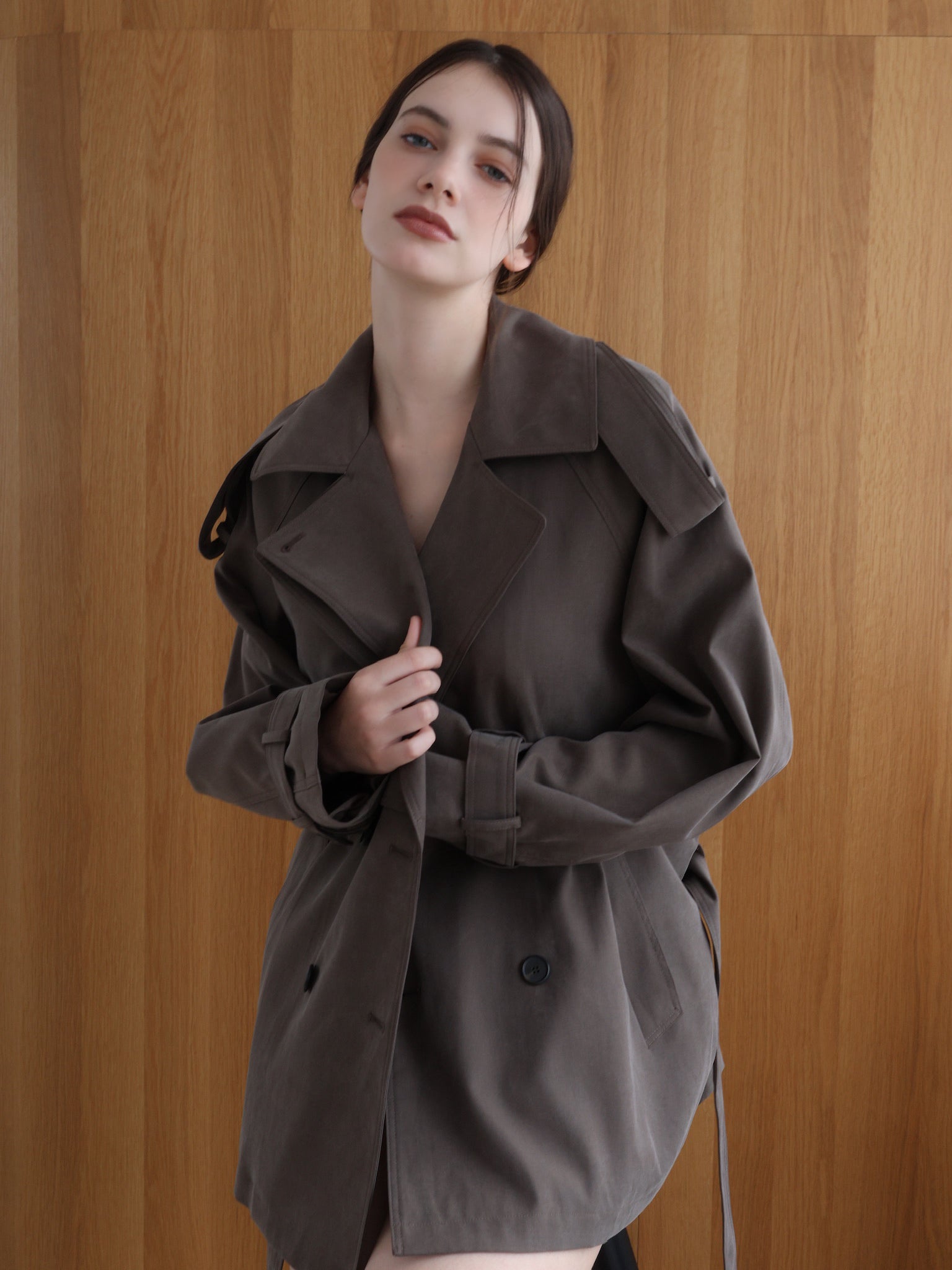 【高級】   トレンチコート　ショート　ゴートスキン moca classic short trench coat – célon