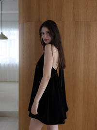 velour back open tie blouse