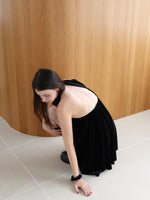 velour back open tie blouse
