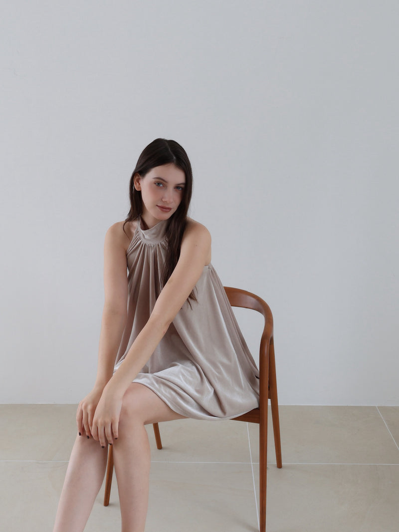 velour back open tie blouse