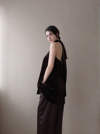 velour back open tie blouse