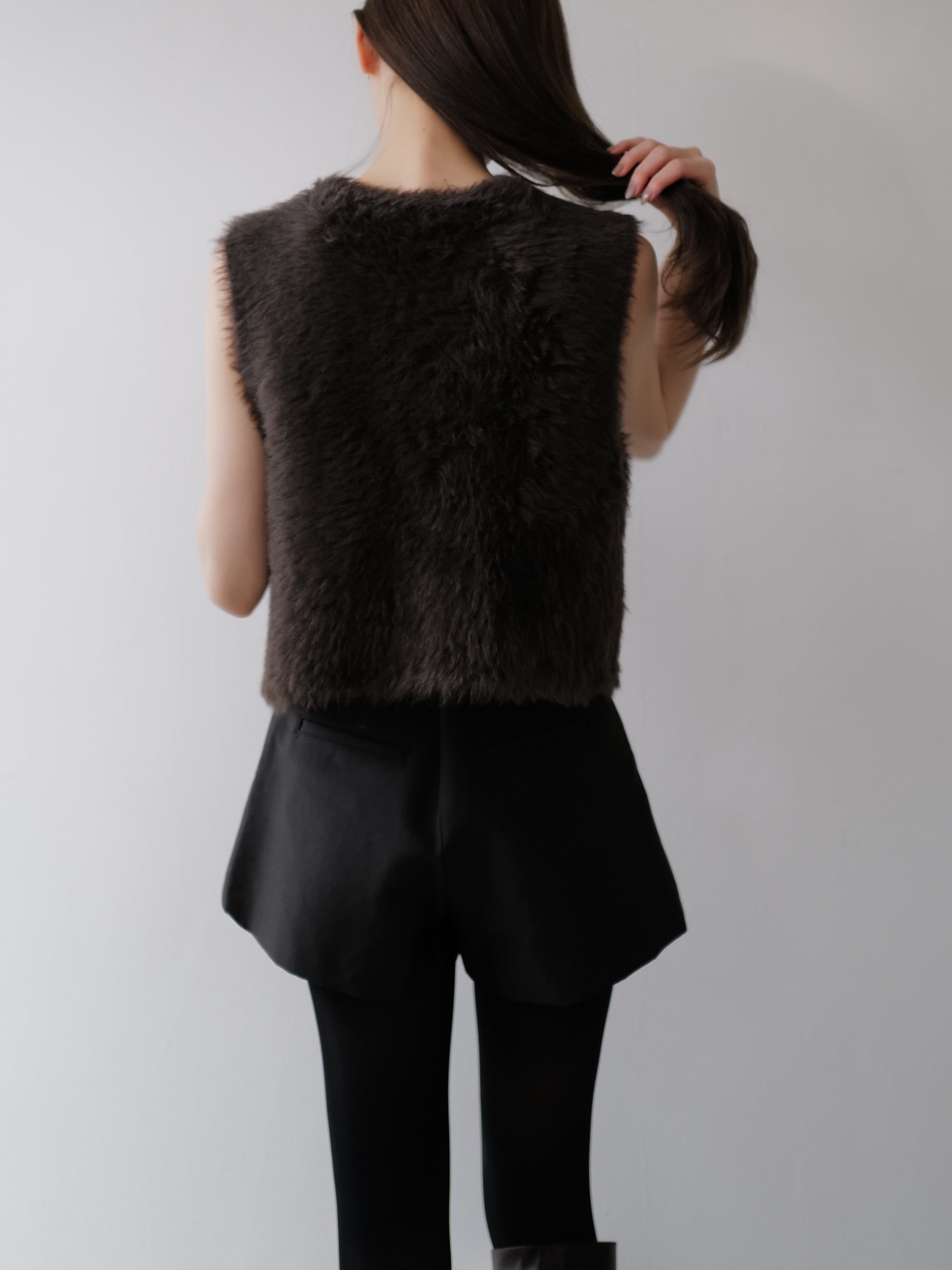mink-like fur short vest