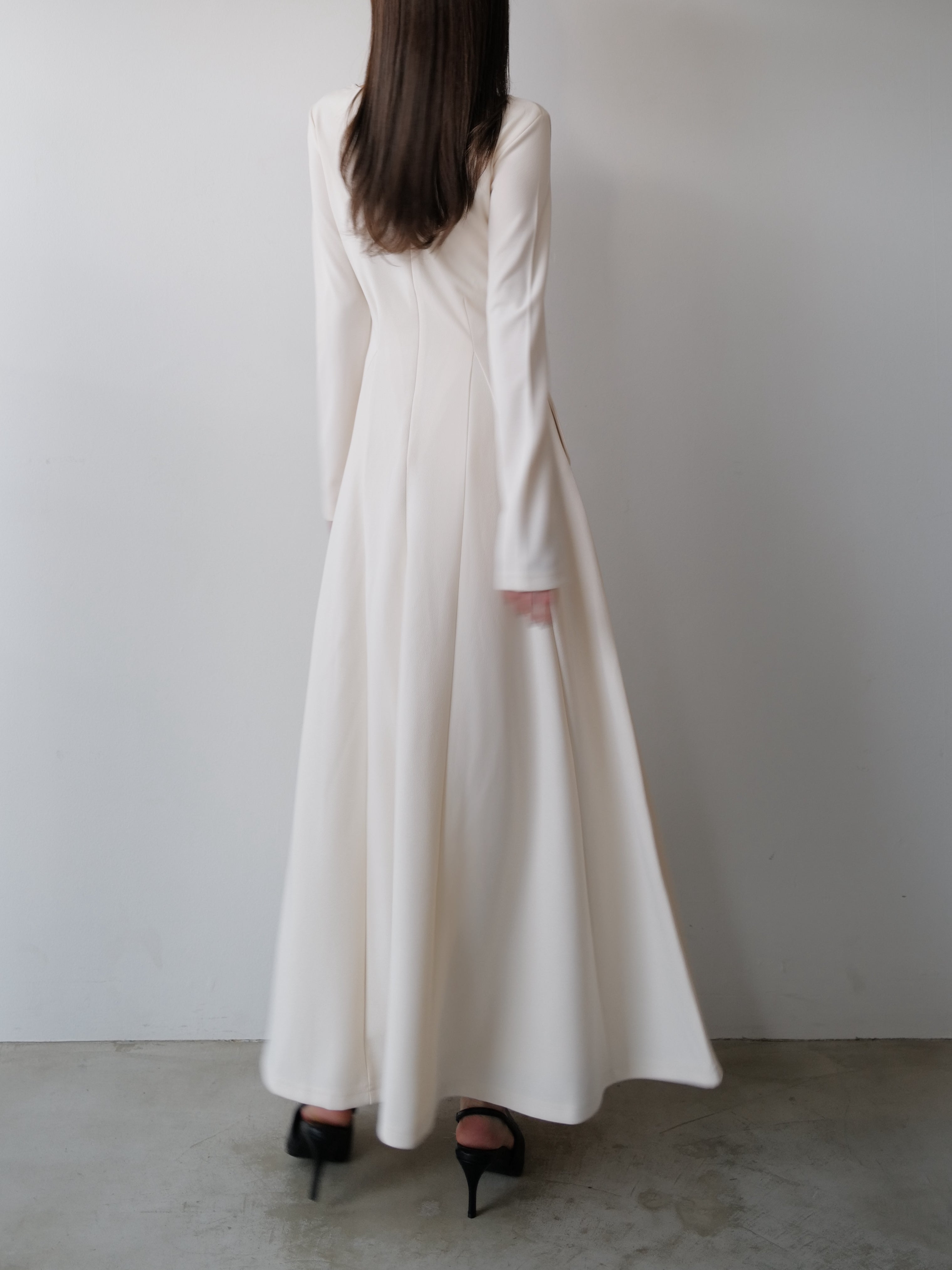 maison celon V Silhouette Dress ワンピース v silhouette dress – célon