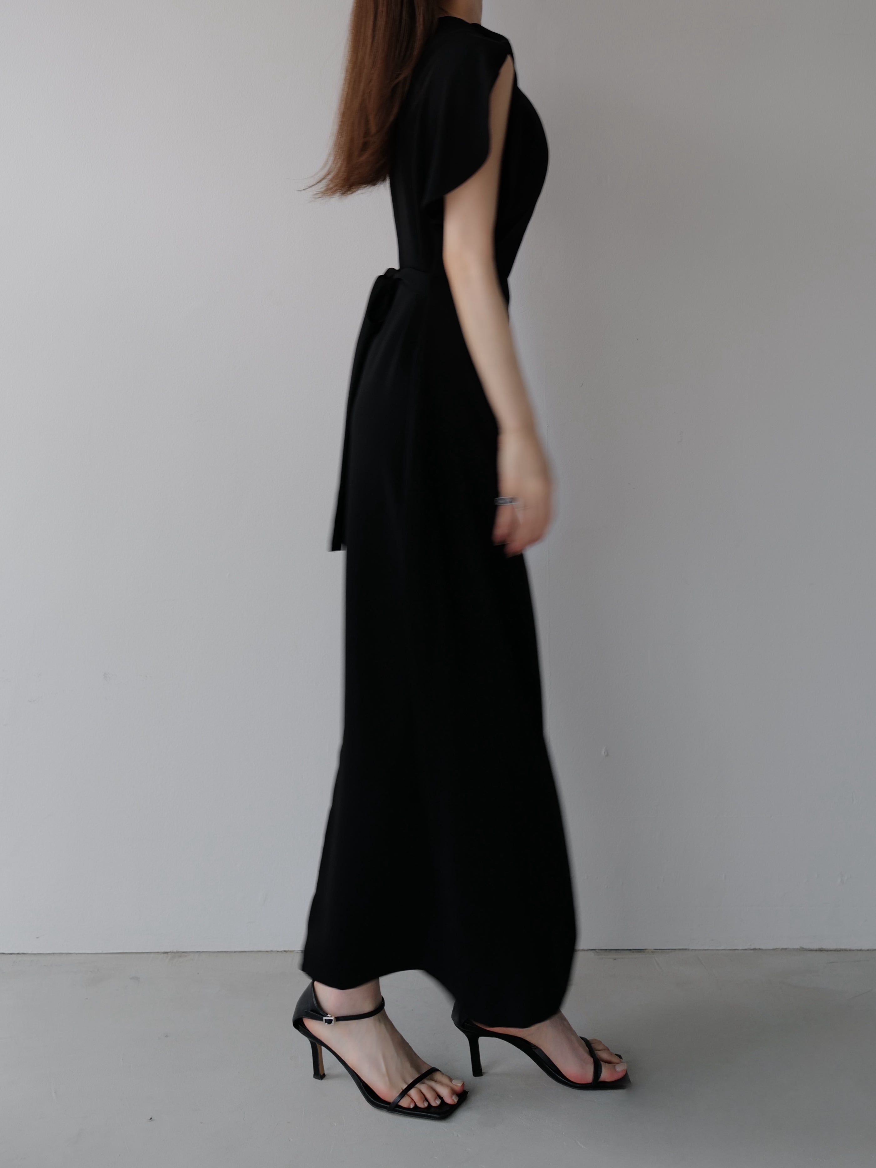 maison celon バックオープンフレアドレス rounded hem sleeve dress – célon