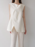 asymmetry tucked sleeveless top