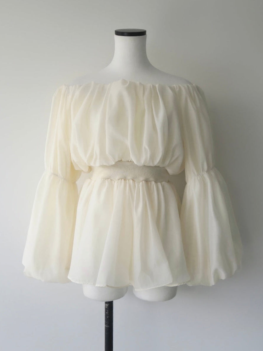 shirring off-shoulder blouse