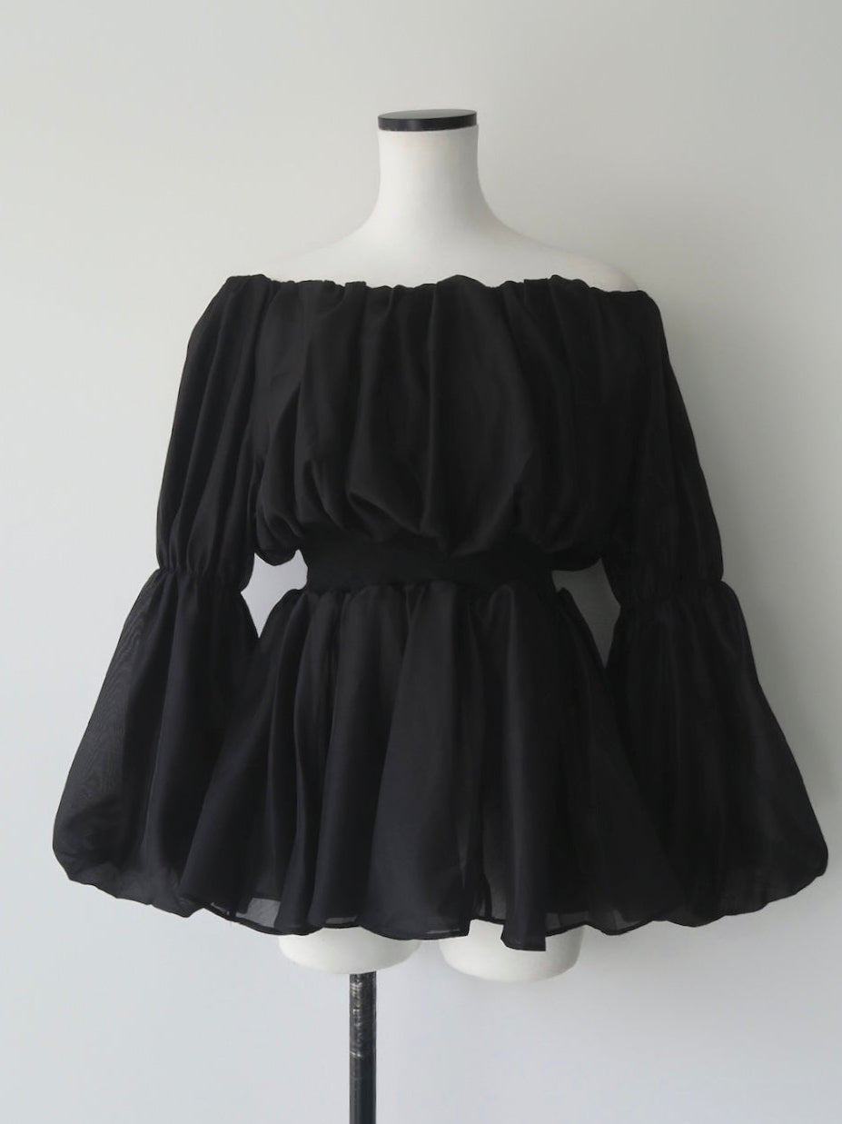 shirring off-shoulder blouse