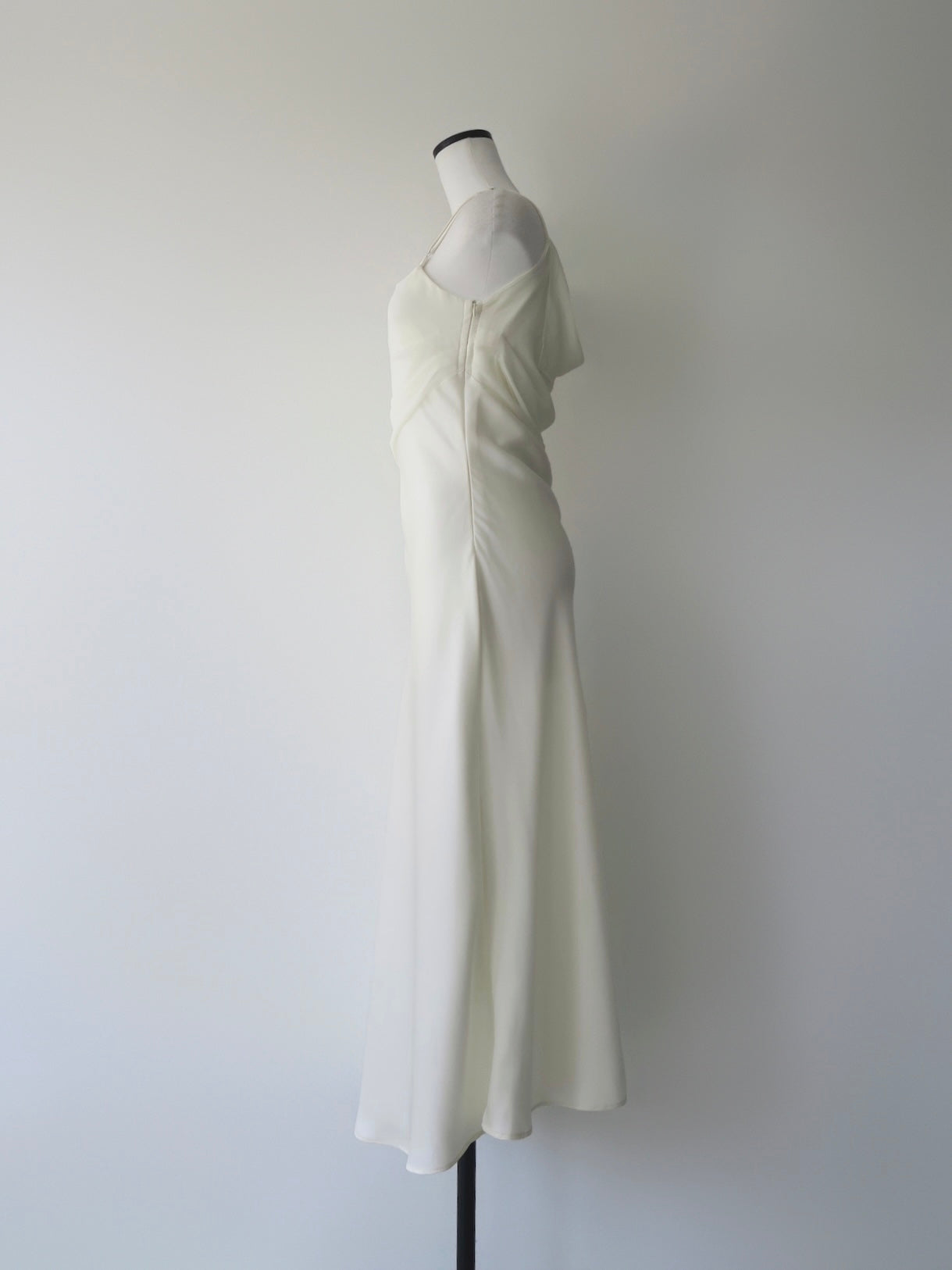 minimalist pleated long dress