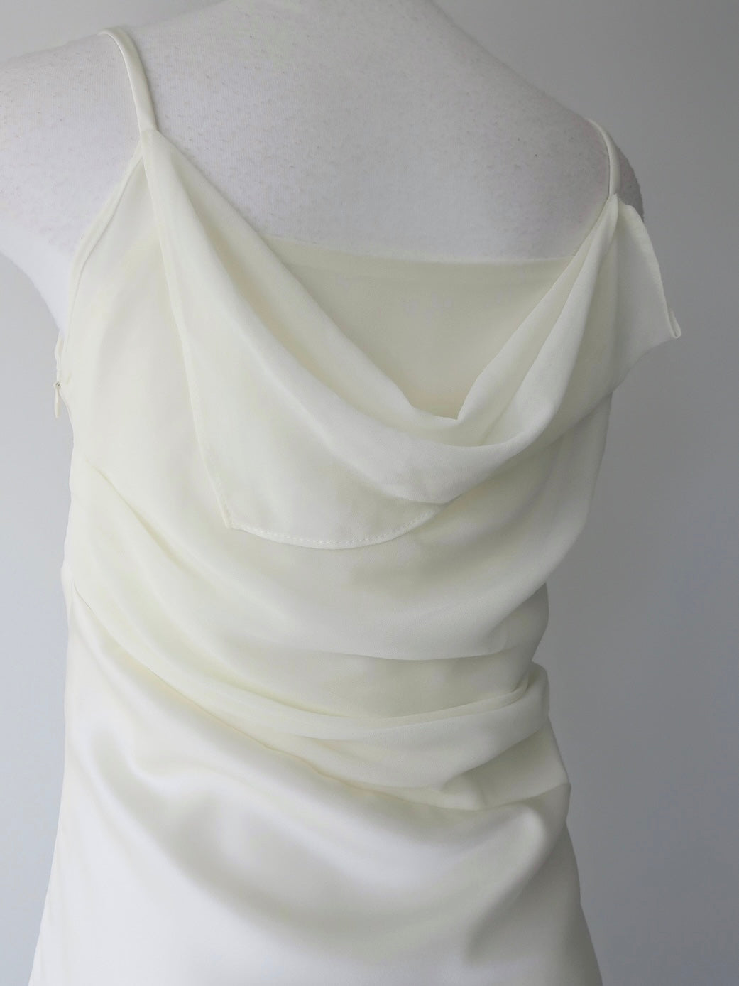 minimalist pleated long dress