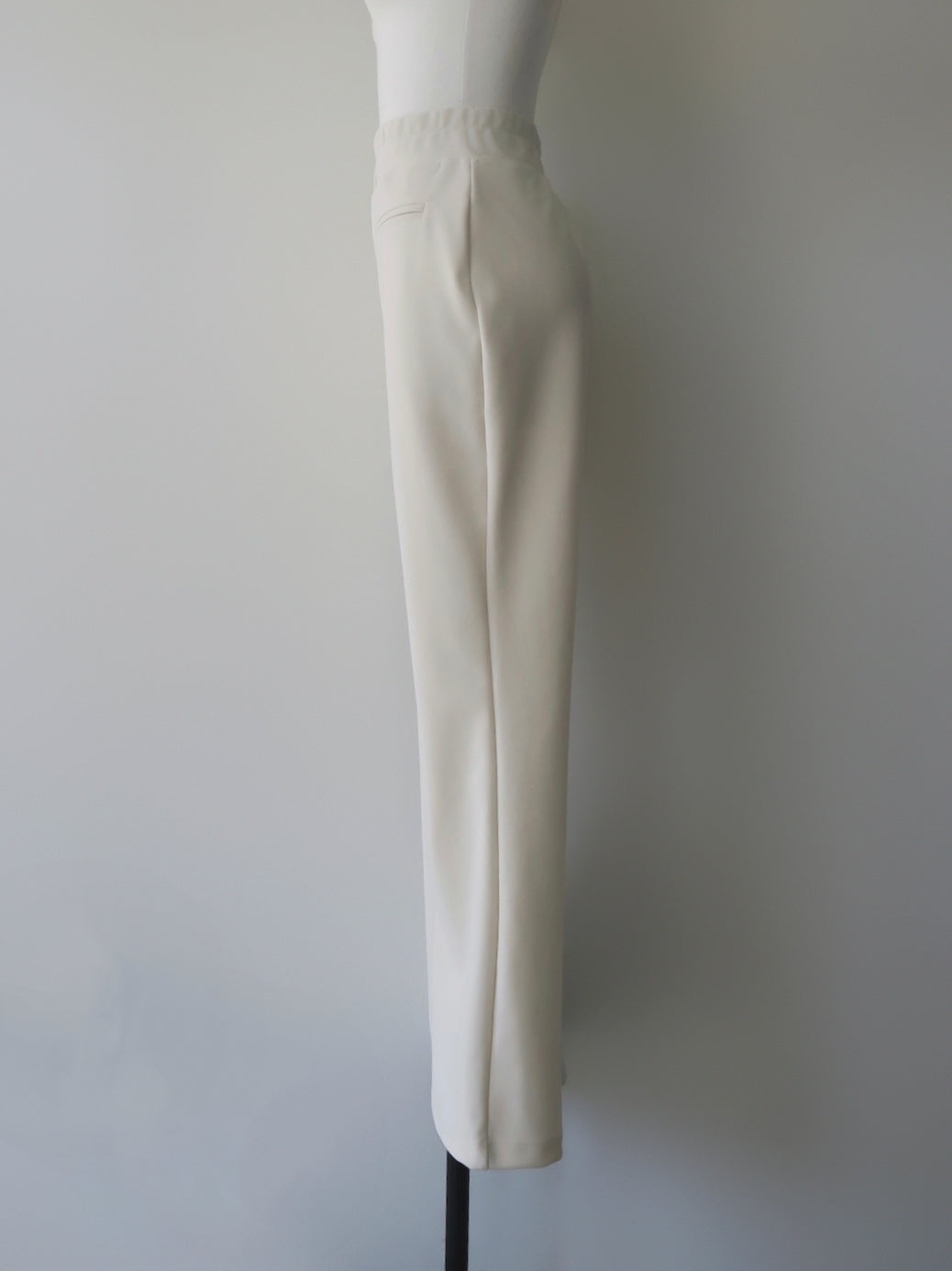 airy drape silhouette set-up (POP UP)