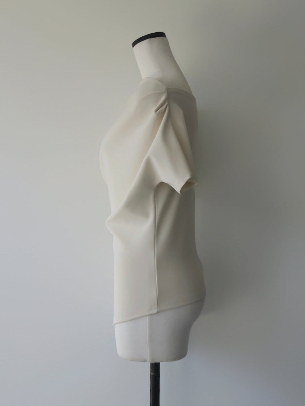 airy drape silhouette set-up (POP UP)