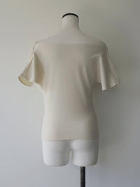 airy drape silhouette set-up (POP UP)