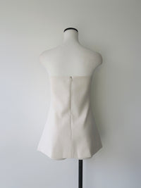minimal strapless bustier