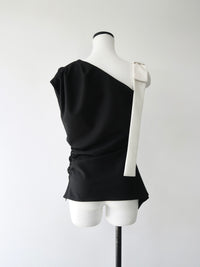 ribbon one shoulder setup