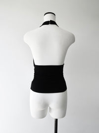fluid halter neck setup