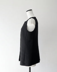 minimal button vest