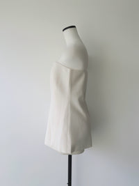 minimal strapless bustier