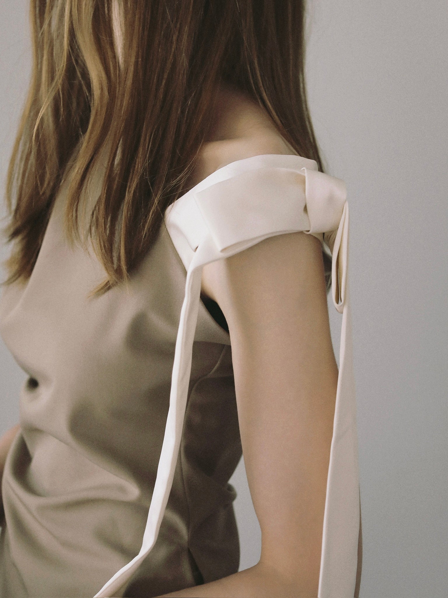ribbon one shoulder setup