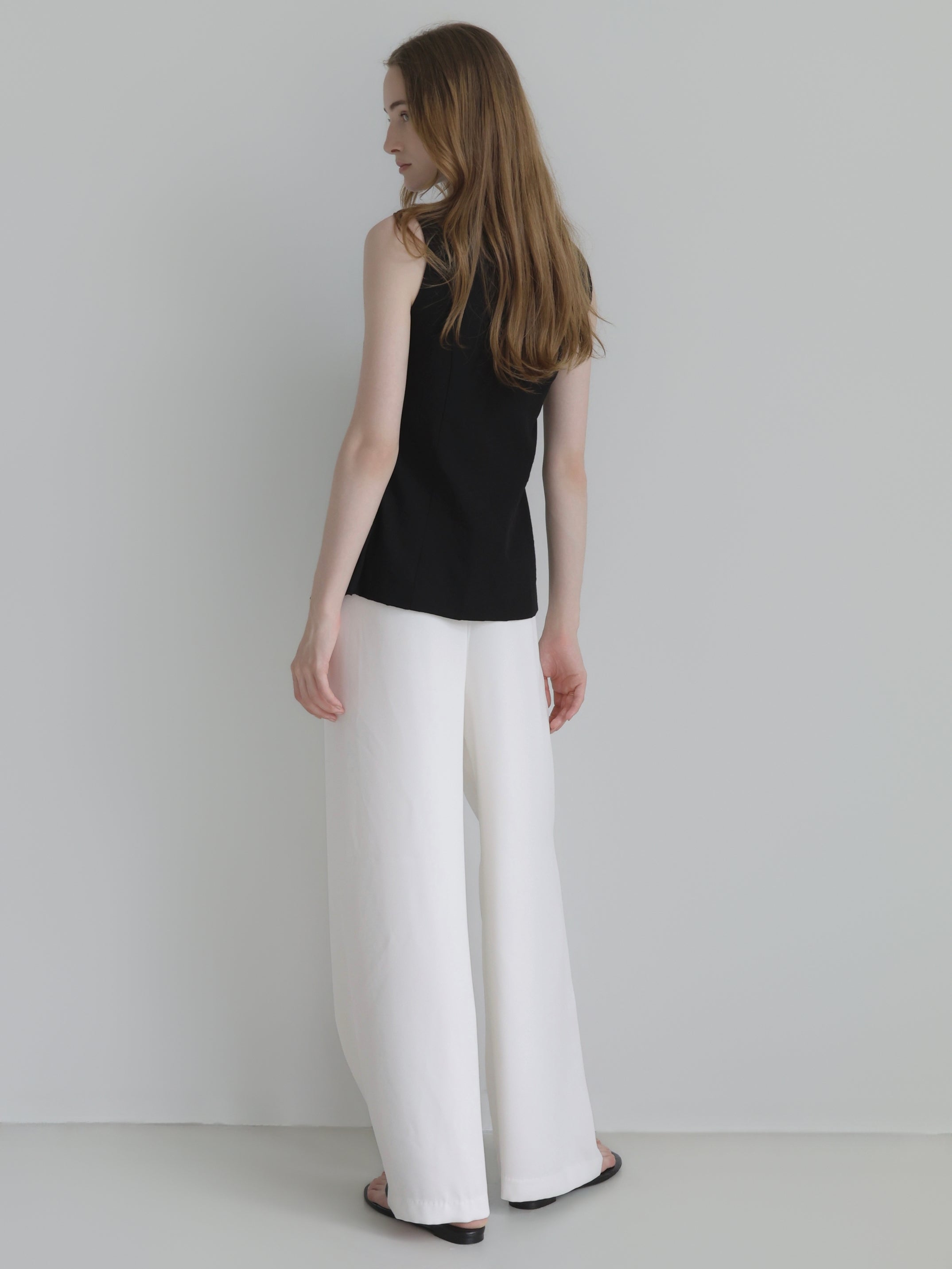 minimal button vest