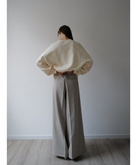 sample sale / center tuck wide pants