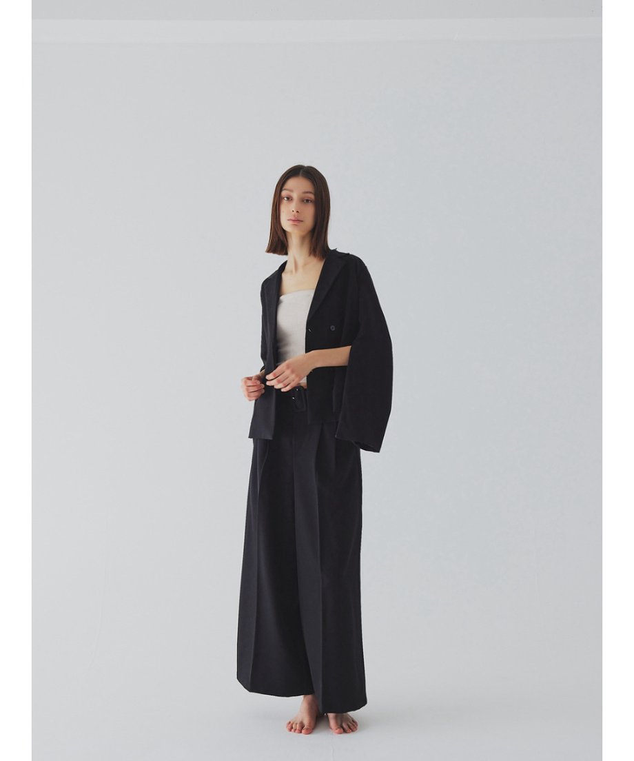 sample sale / center tuck wide pants