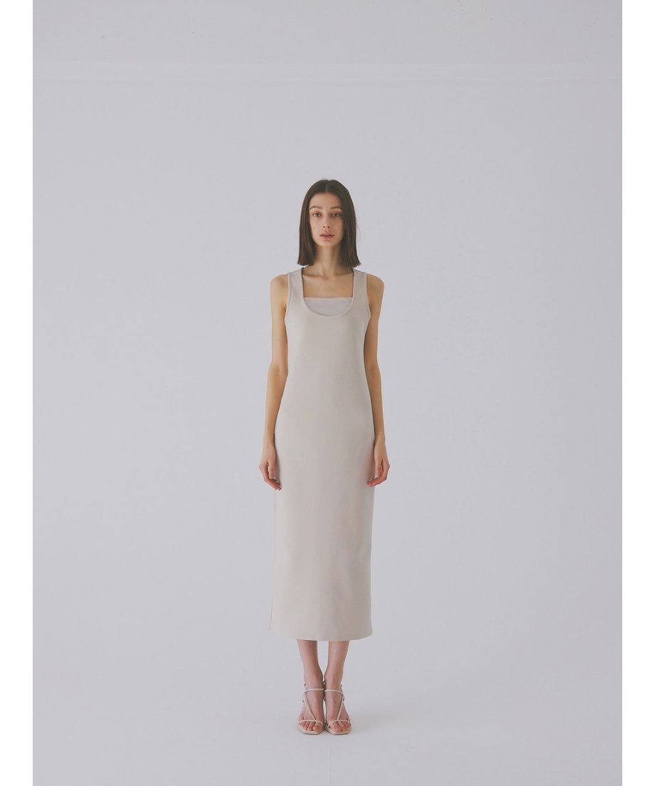 maison celon. u-neck pencil dress