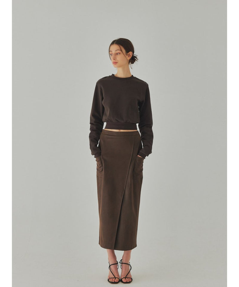 front slit skin skirt