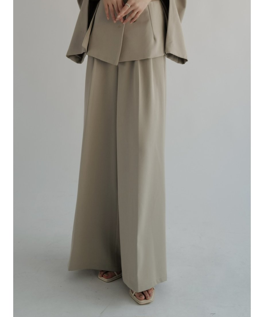 sample sale / center tuck wide pants