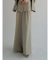 center tuck wide pants