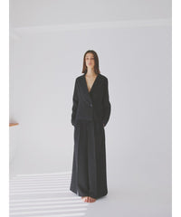 sample sale / center tuck wide pants