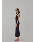 ( 9/18 20:00~ resale ) u-neck pencil dress